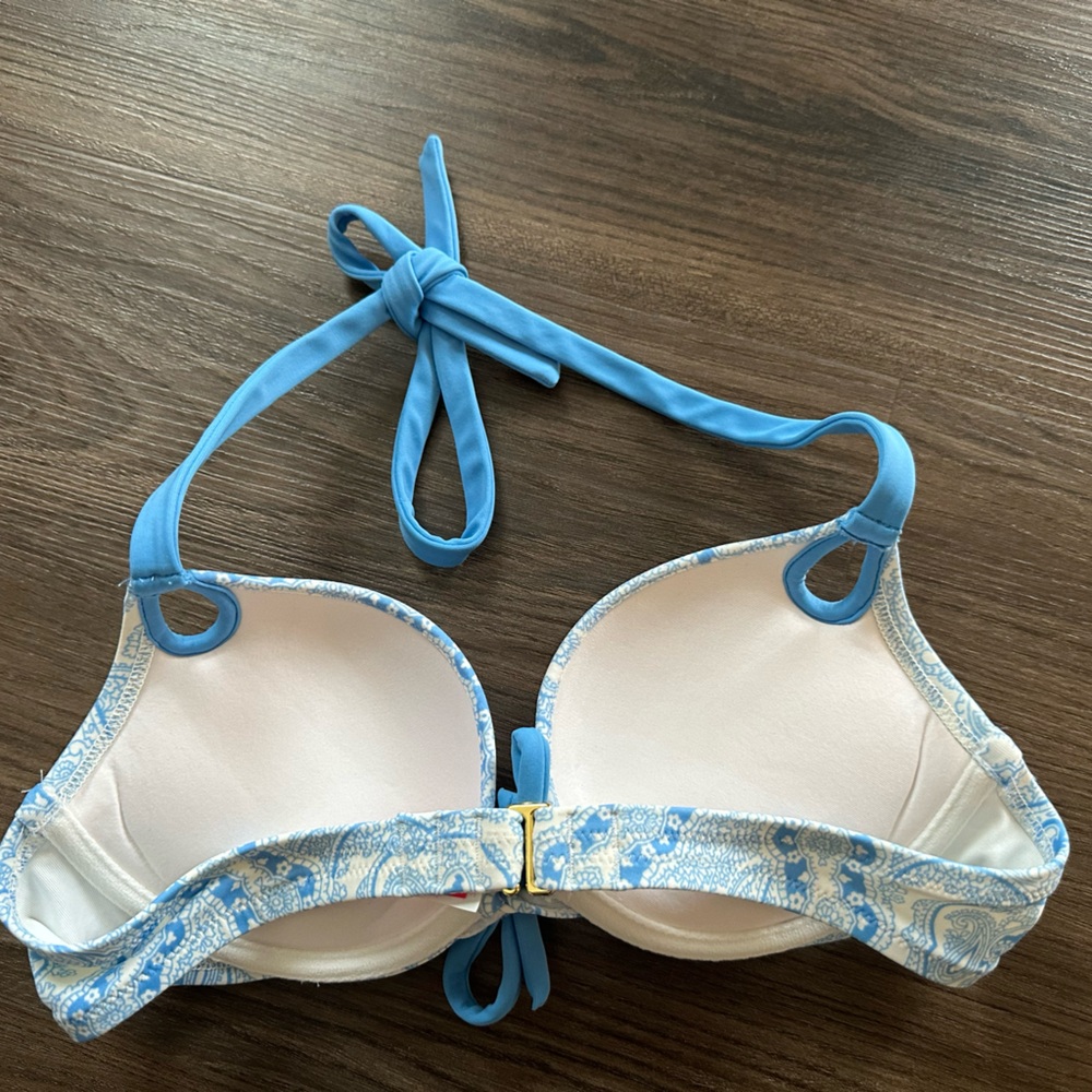 Victoria’s Secret 32A Light Blue Paisley Push-Up Bikini Top - Picture 3 of 3
